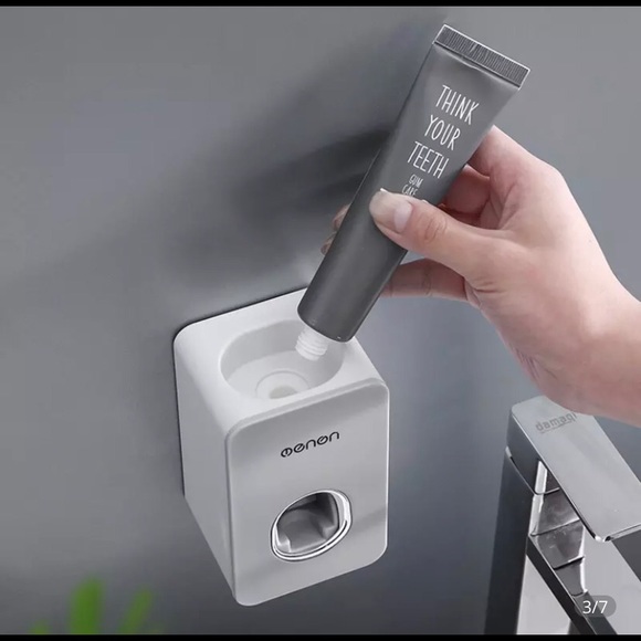 Toothpaste dispenser - Picture 4 of 4